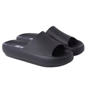 32 Degrees Unisex Cushion Slide Sandals Size Medium NWT
